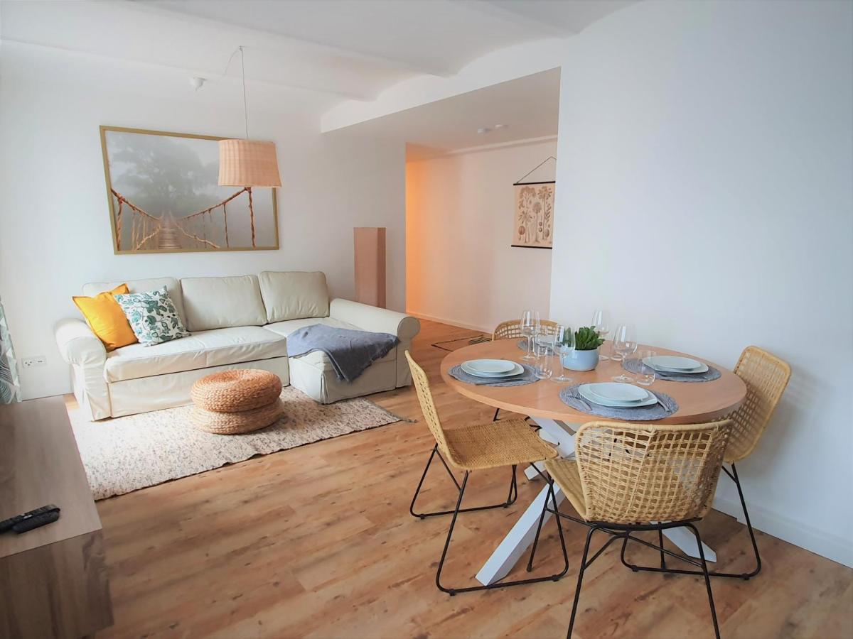Pb Ferienwohnungen - Fewo 1 - Stilvoll Eingerichtetes Apartment Im Herzen Senftenbergs Eksteriør billede